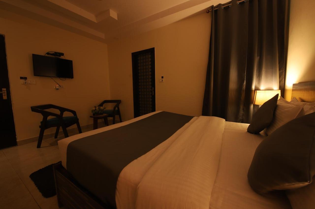 Umra Grace - Hotel In Haridwar By Perfect Stayz Экстерьер фото
